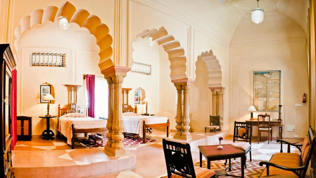 Neemrana'S - Tijara Fort Palace Exteriér fotografie