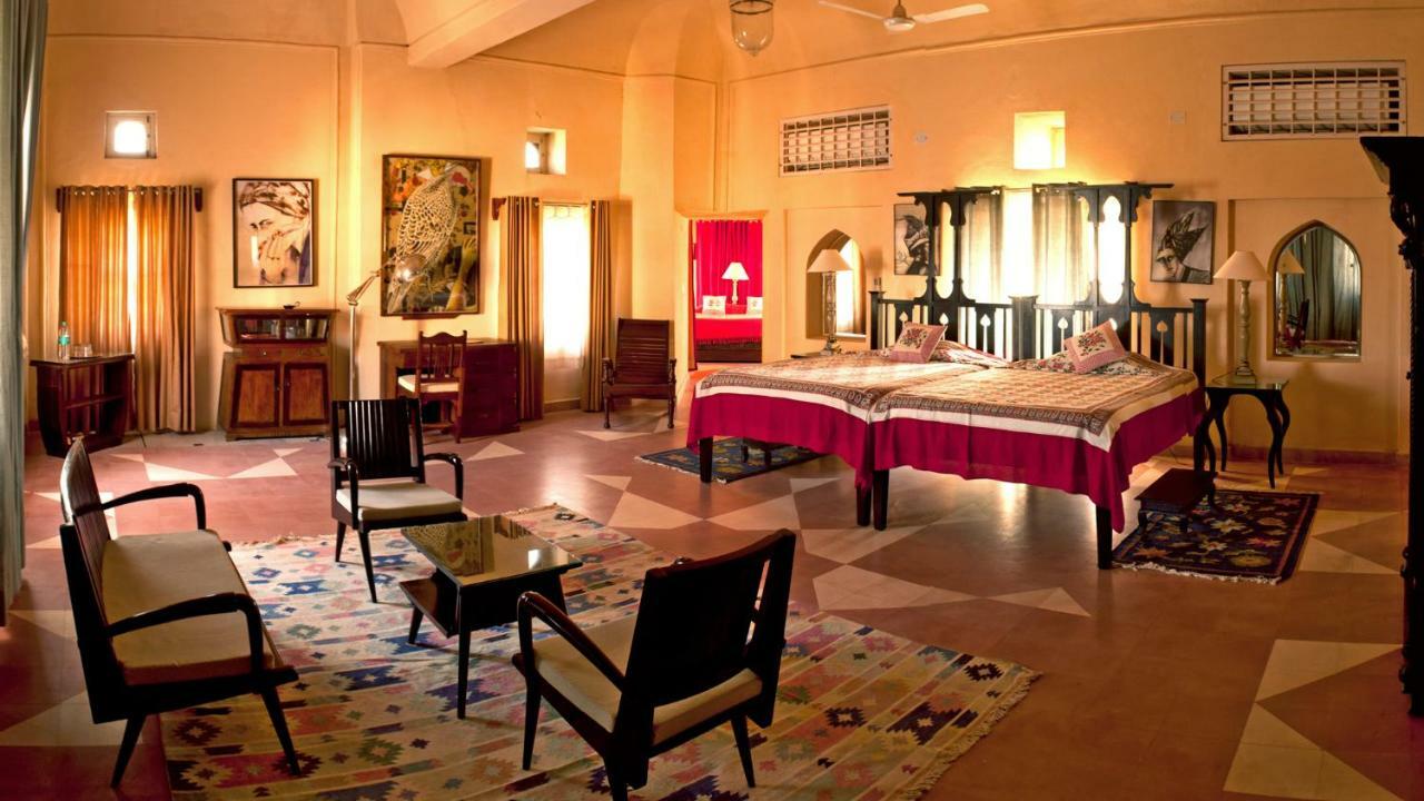 Neemrana'S - Tijara Fort Palace Exteriér fotografie